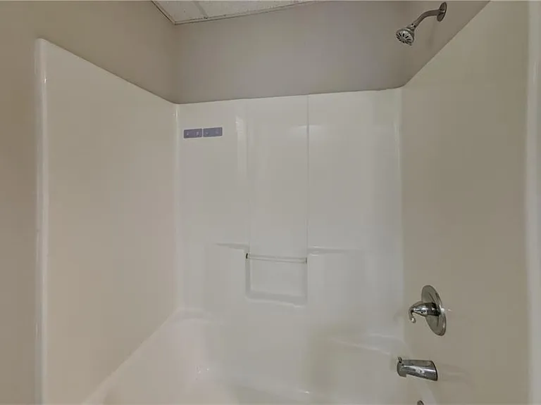 460 Highlander Way — Photo 17