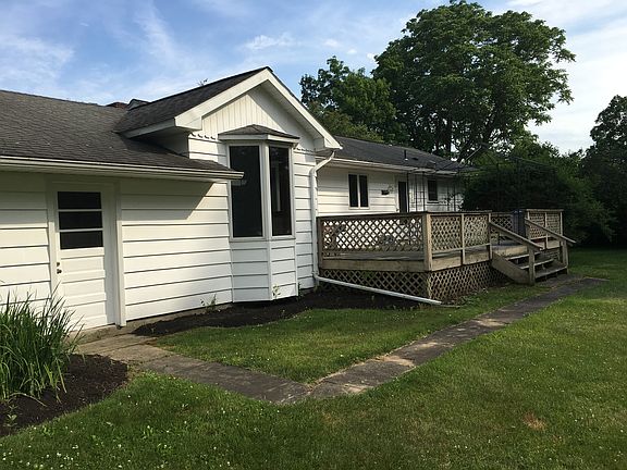 4th image of 267 Glen Mary Dr