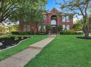 904 S Hollow Ct, Southlake, TX 76092