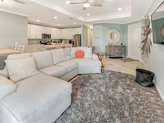 3rd image of 10051 Bonita Fairways Dr