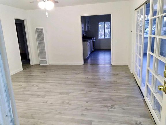 4th image of 6061 Cahuenga Blvd #1