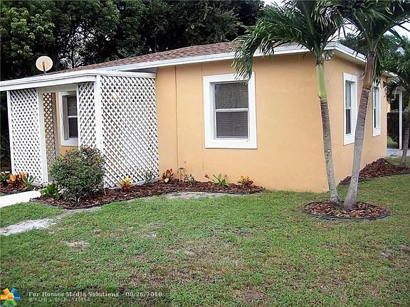2nd image of 800 NW 15th Ter