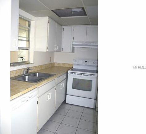 3rd image of 2234 Grenadier Dr