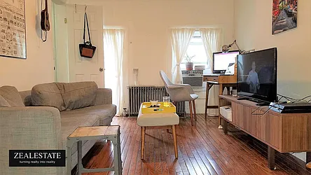 Rented by ZealEstate Group Inc