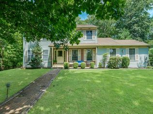 2430 Greensward N, Warrington, PA 18976