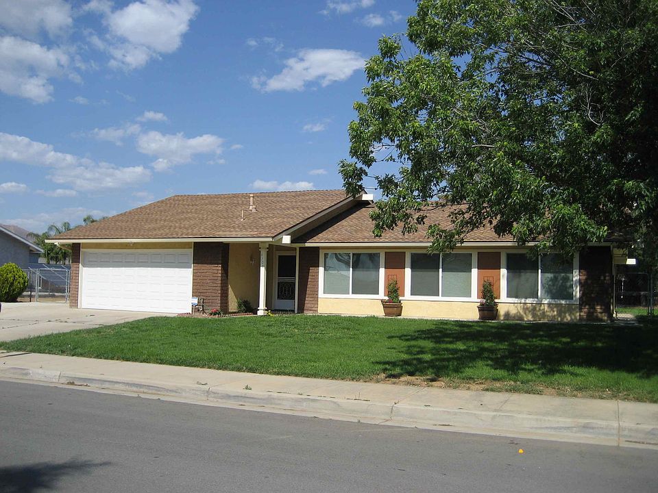 2nd image of 4700 Millbrook Ave