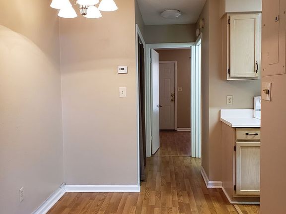 4th image of 1819 Crane Dr