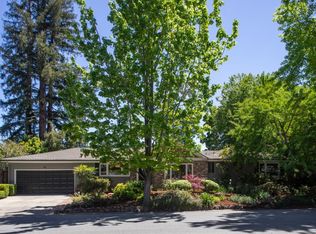 40 Palm Ct, Menlo Park, CA 94025