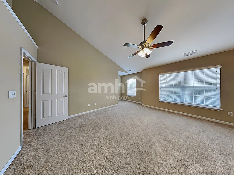 104 Portland Falls Dr — Photo 8