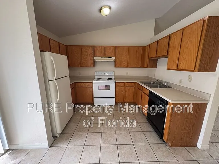 7455 Midway Ter #H — Photo 12