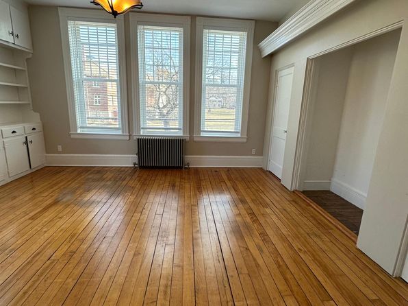 60 Hopedale St APT 1