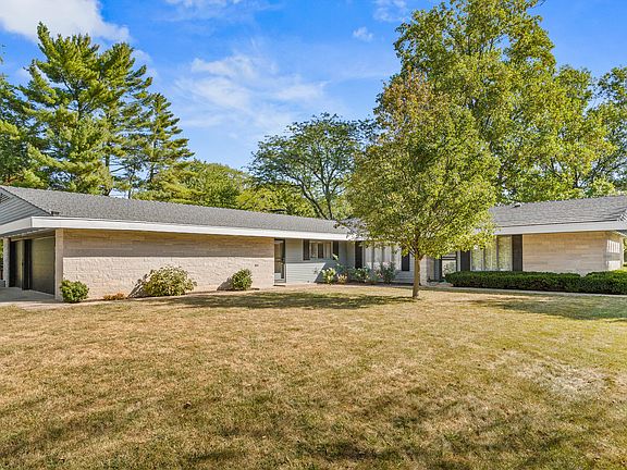5th image of 1313 Waverly Dr