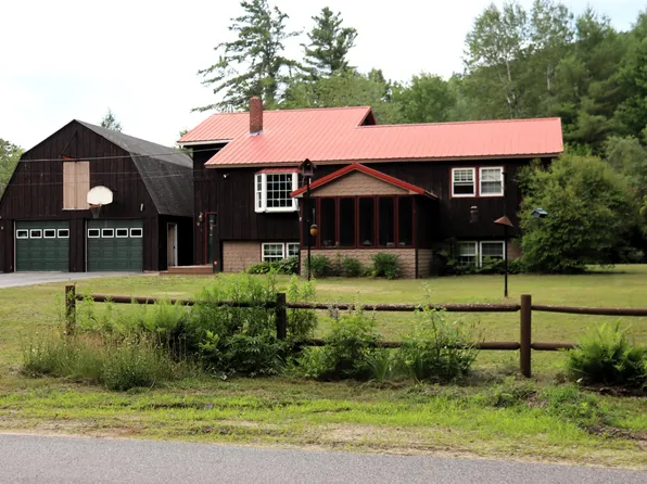 9 Glover Road, Rumford, ME 04276
