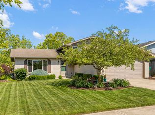 613 Poplar Ave, Romeoville, IL 60446