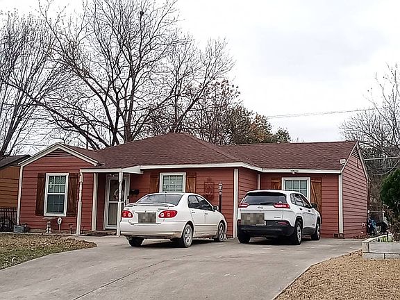 2nd image of 3216 Poinsettia Dr