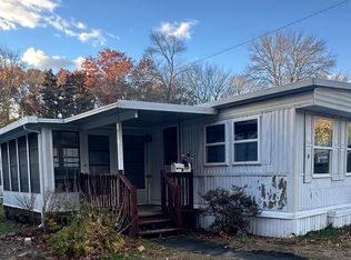 270 Boston Post Road #TRLR 6, Waterford, CT 06385