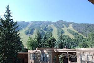 Condo With Baldy Views