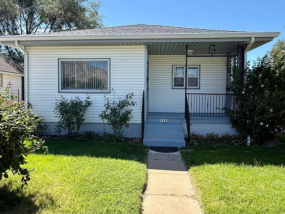 2nd image of 955 20th St