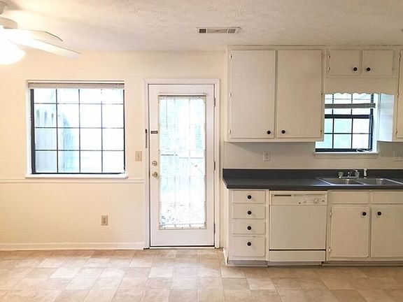3rd image of 2683 Parkside Way SW #2683