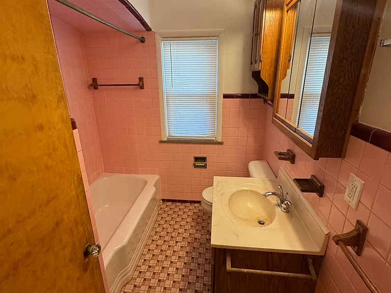 4100 Bluehill St — Photo 8