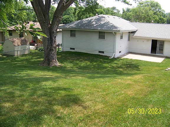 3rd image of 9512 Mockingbird Dr