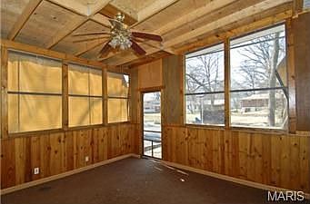 5th image of 1048 Hansom Dr