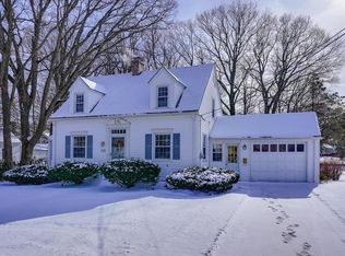 23 Kenilworth Rd, Shrewsbury, MA 01545