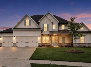 663 Crest Line Trl, Powder Springs, GA 30127