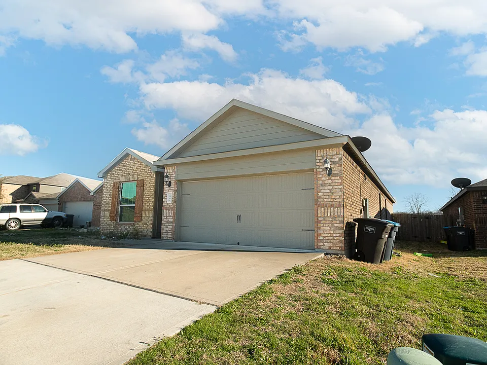 6001 Royal Gorge Dr