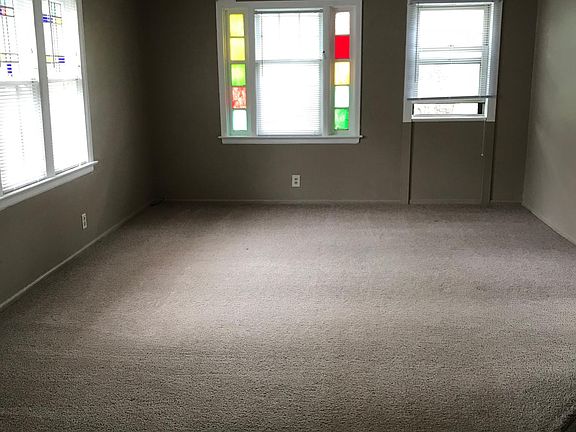2nd image of 434 Harlan Ave NE #2