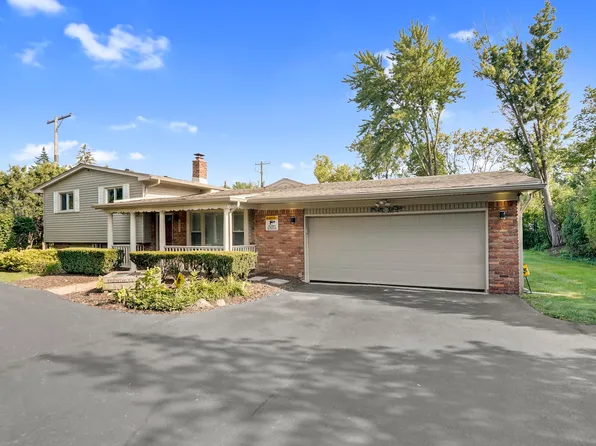 31701 W Thirteen Mile Rd, Farmington Hills, MI 48334