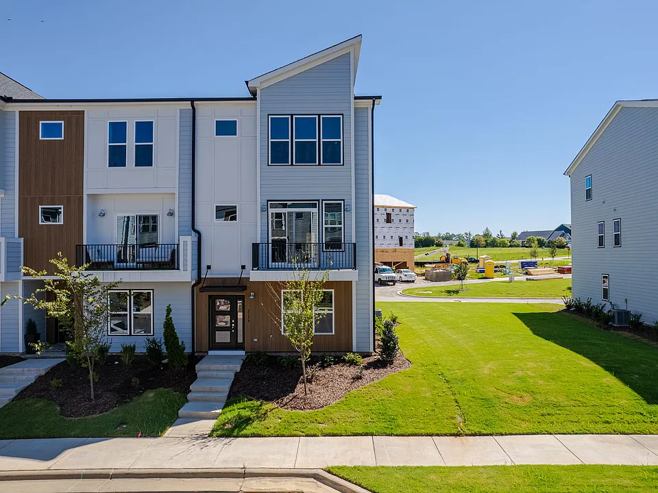 2124 Big Falls Dr