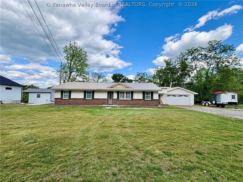 1st image of 114 Skyline View Dr