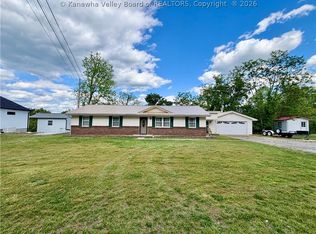 114 Skyline View Dr, Ripley, WV 25271