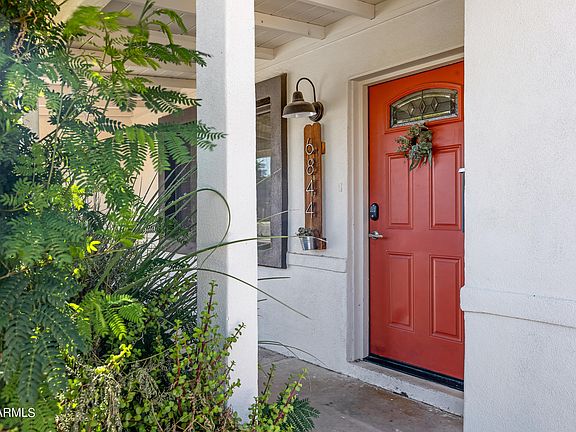 4th image of 6844 E Belleview St