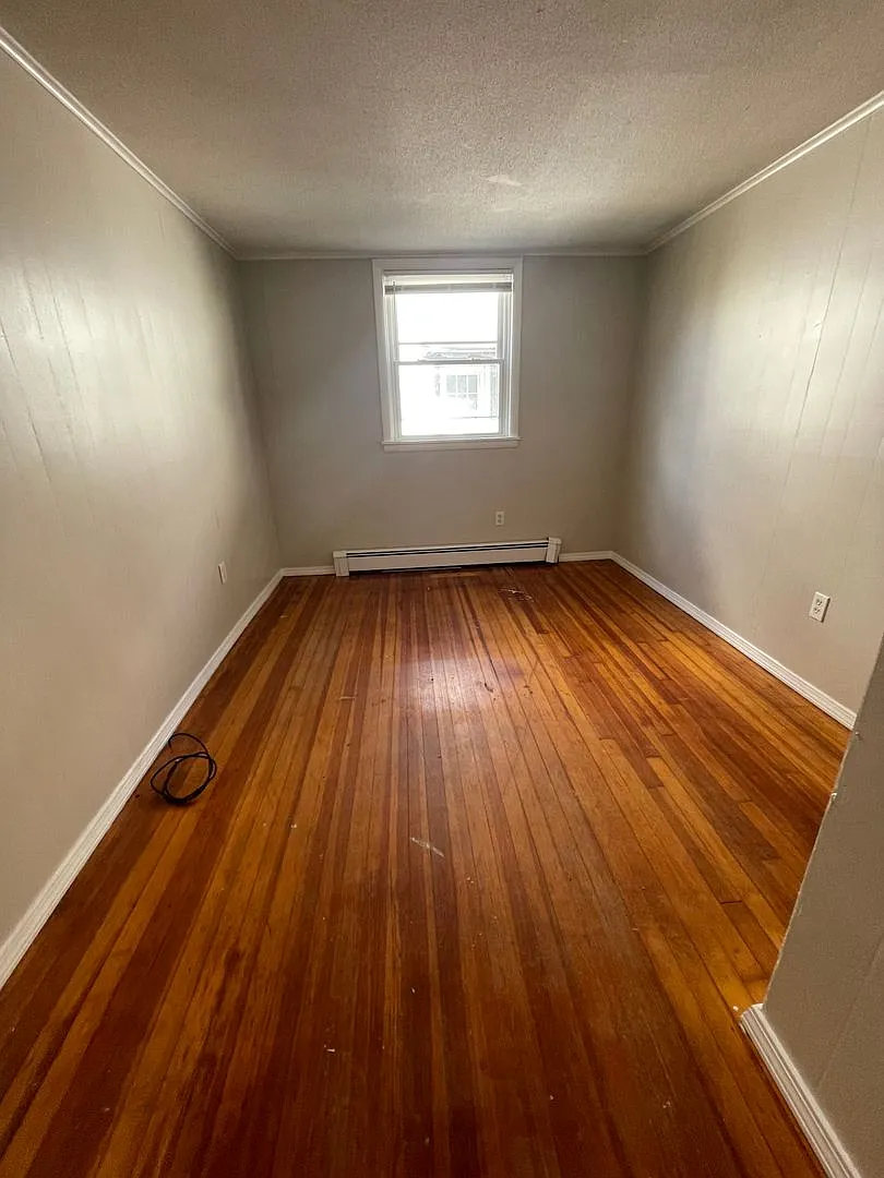 Freshly Updated First-Floor 2-Bedroom Apartment $1,375/Month — Photo 4
