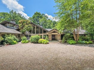 530 Heaton Forest Rd, Cashiers, NC 28717