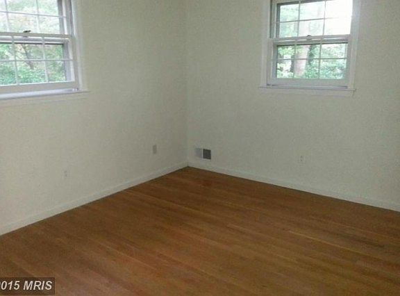 4th image of 3405 Slade Run Dr