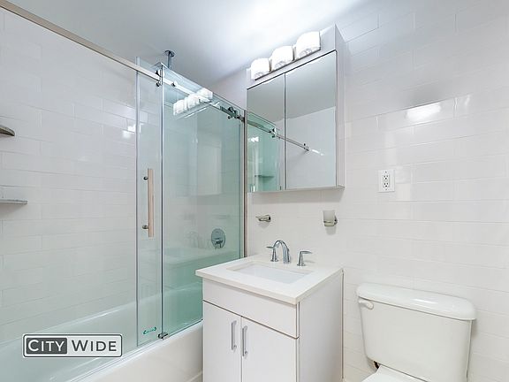 5th image of 96 5th Ave APT 12H