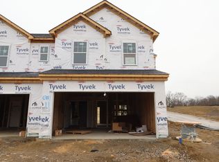 7262 Grandway Dr, West Chester, OH 45069