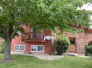 441 E Hillcrest Dr, Dekalb, IL 60115