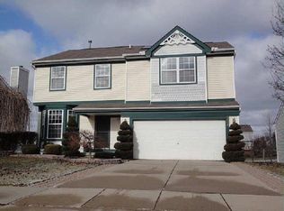304 Oxford Ct #45, Belleville, MI 48111