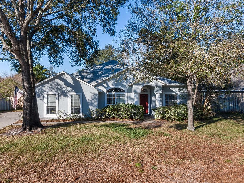 1st image of 417 Twin Oaks Ln