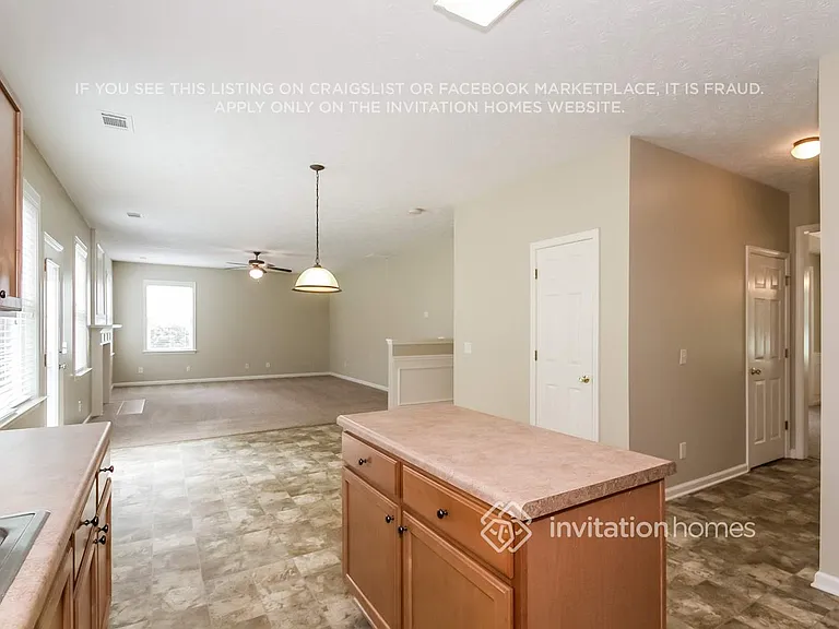 2900 Cooper Woods Dr — Photo 5