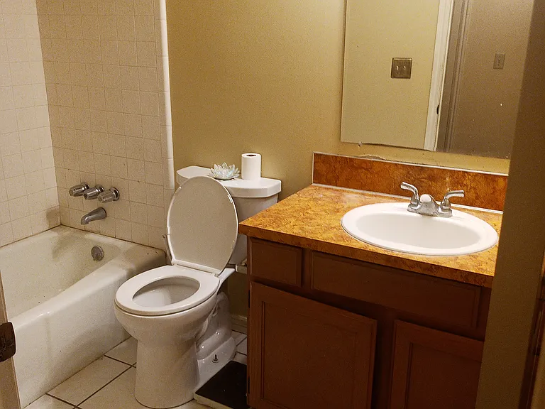 8402 S McGinnis Ln — Photo 4