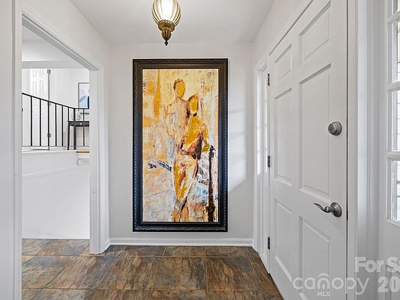 3rd image of 7423 Folger Dr