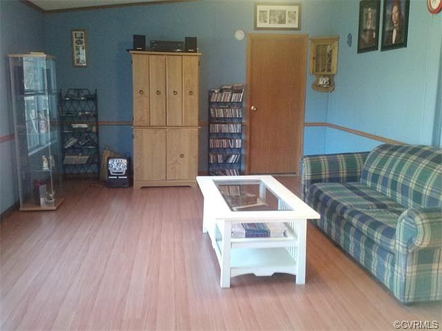 1st image of 255 Belmont Ln
