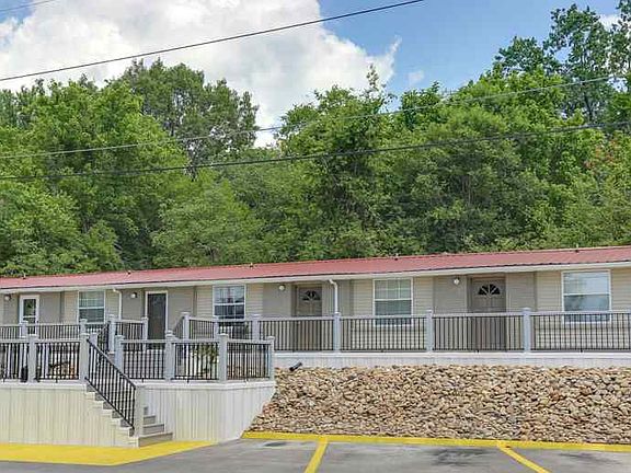 3rd image of 807 Eastwood Cir Office C/o