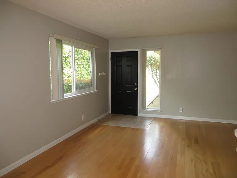 2505 Prescott Rd — Photo 9
