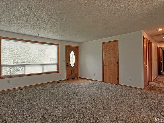 4th image of 305 Kentucky Ave